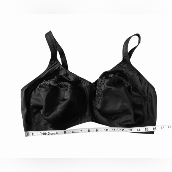 NEOT, Warner's, Full Coverage Wire-Free Bra, 44 DDD, Black 🫦 - Picture 6 of 9